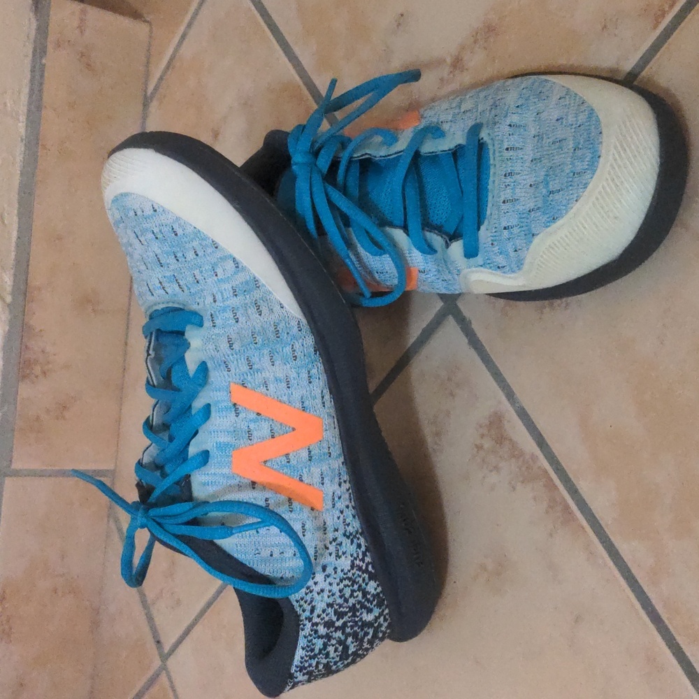 New Balance Men's FuelCell 996 V4 Hard Court Tennis Shoe